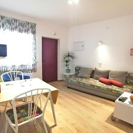 A41 - Olive Tree Street 1 Bed Flat Apartment Lagos Bagian luar foto