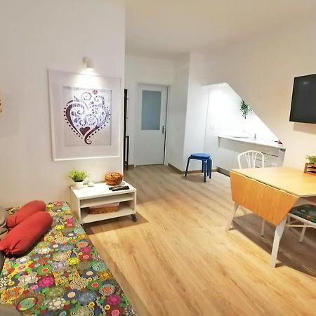 A41 - Olive Tree Street 1 Bed Flat Apartment Lagos Bagian luar foto
