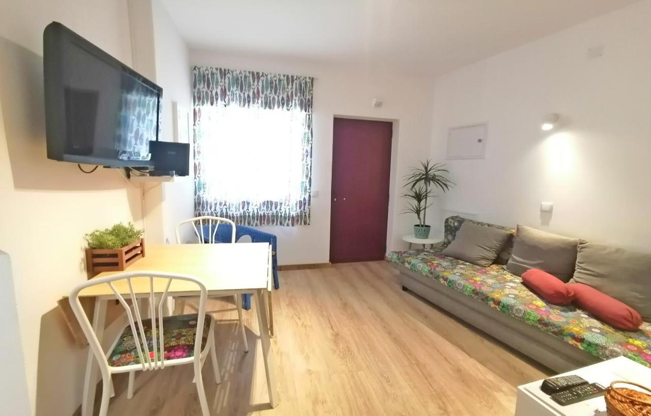 A41 - Olive Tree Street 1 Bed Flat Apartment Lagos Bagian luar foto
