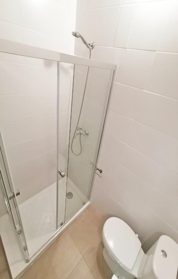 A41 - Olive Tree Street 1 Bed Flat Apartment Lagos Bagian luar foto
